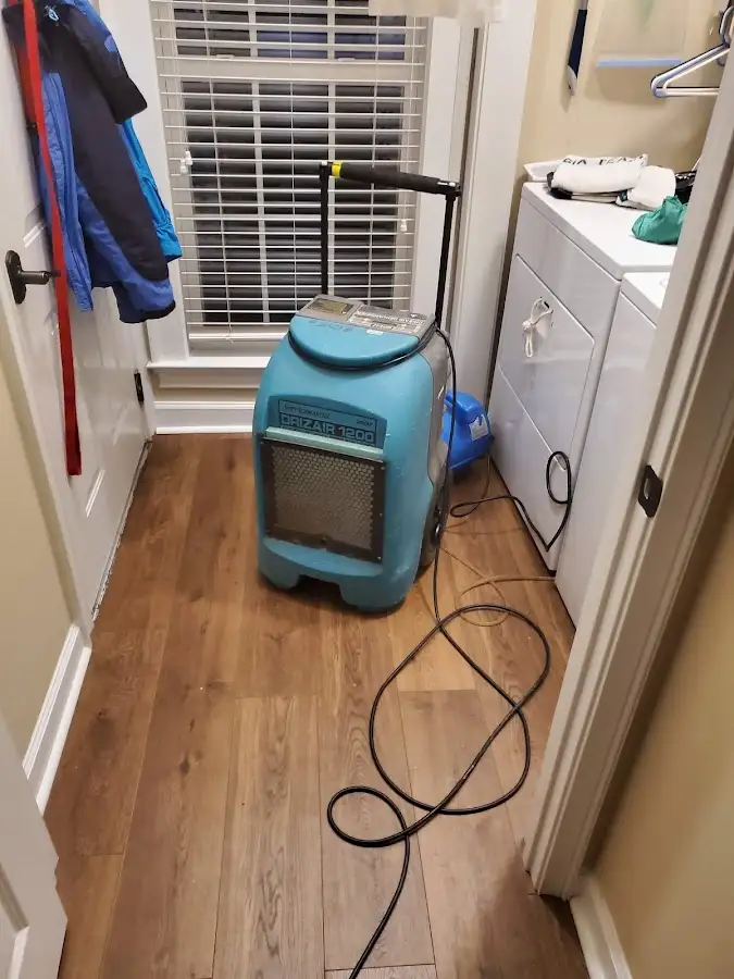 Commercial dehumidifier deployed for Crawl Space Restoration in East Lansing
